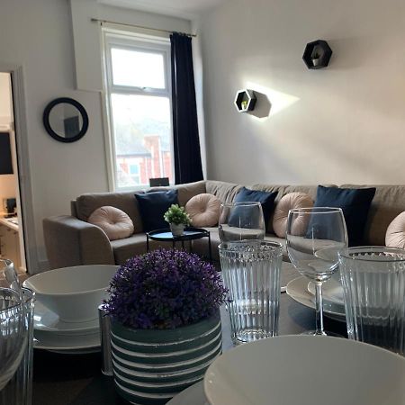 Windsor 4 - Spacious Beautiful 4 Bdrm Maisonette Nr Ncle Free Wifi Free Parking Gateshead Buitenkant foto