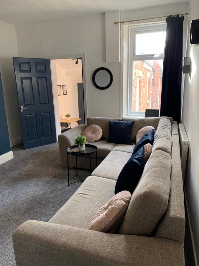 Windsor 4 - Spacious Beautiful 4 Bdrm Maisonette Nr Ncle Free Wifi Free Parking Gateshead Buitenkant foto